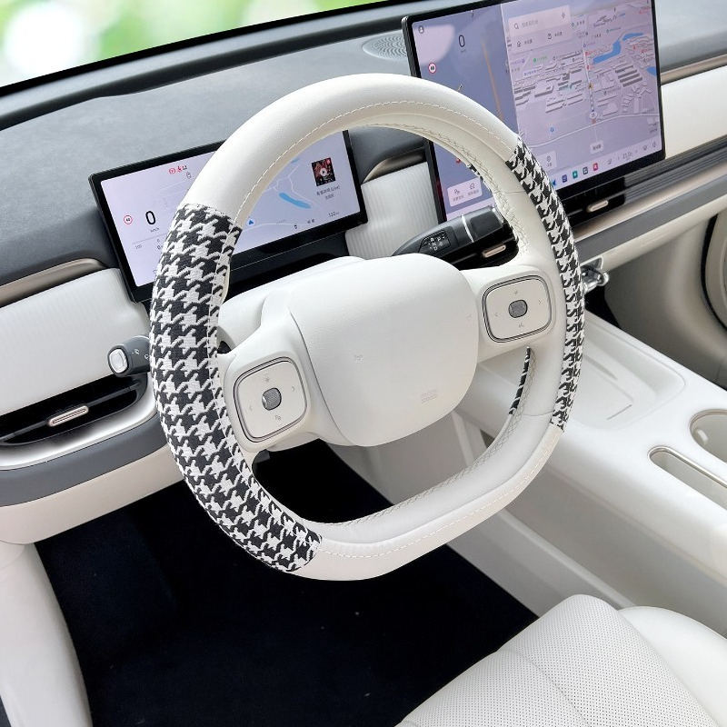 Coprivolante Ultra Sottile Ant - Steering Wheel Cover recensione e prezzo