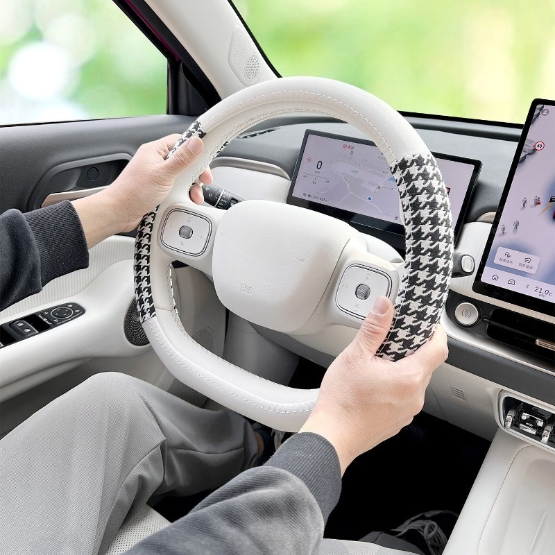 Coprivolante Ultra Sottile Ant - Steering Wheel Cover recensione e prezzo