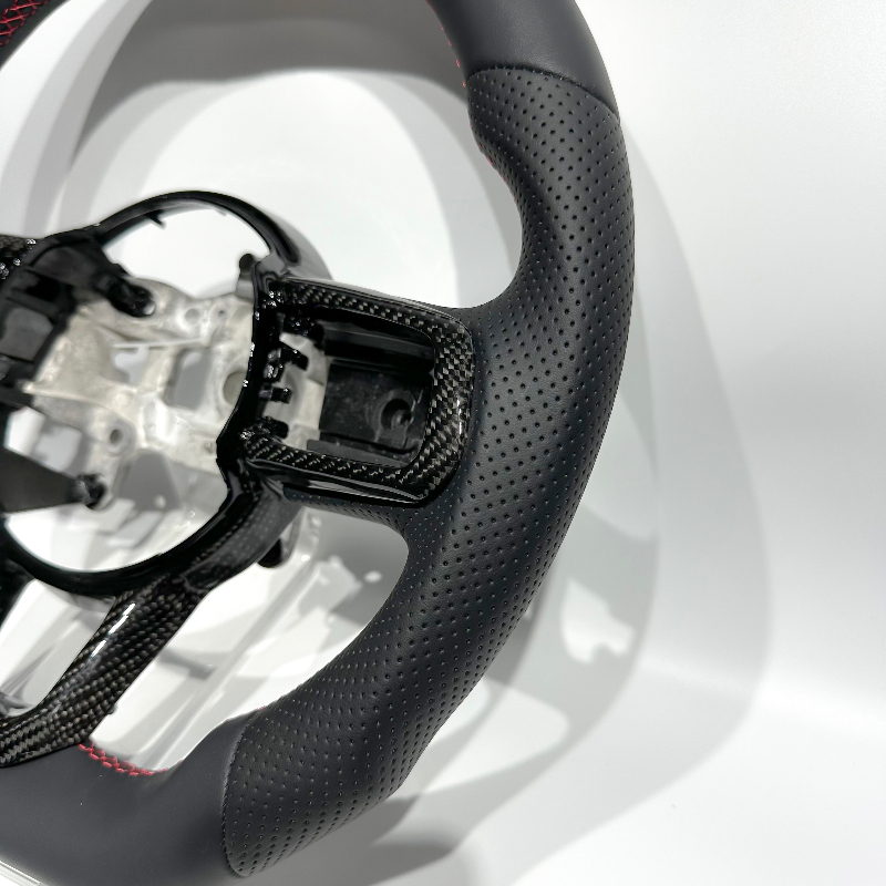 Copertura in Fibra di Carbonio - Steering Wheel Cover recensione e prezzo